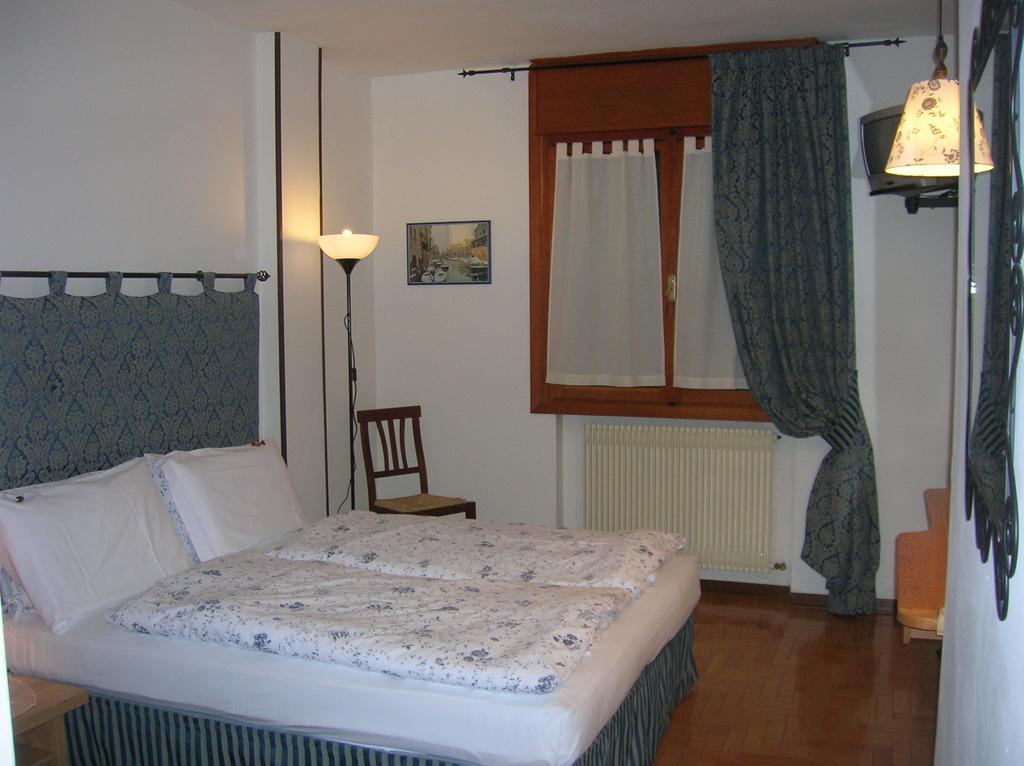 Hotel La Caminatha Val di Zoldo Quarto foto